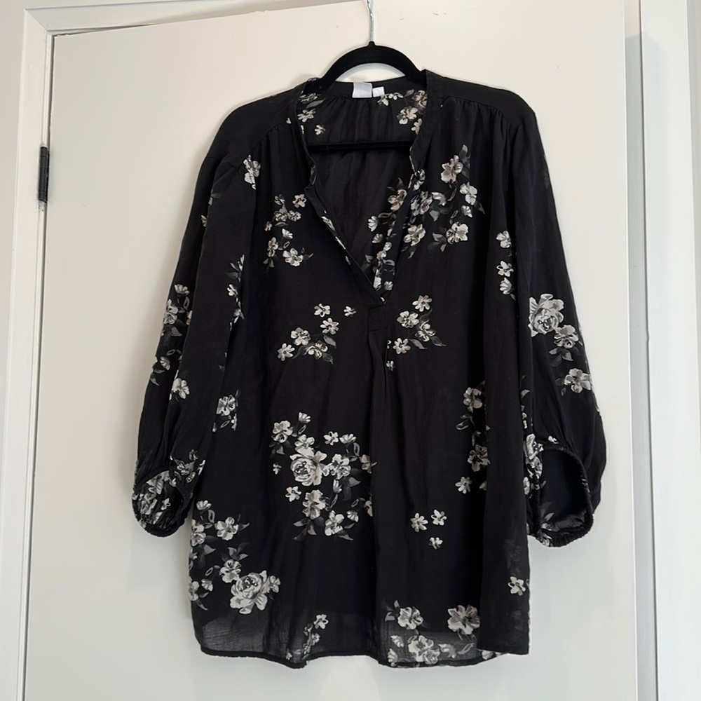 Gap maternity top